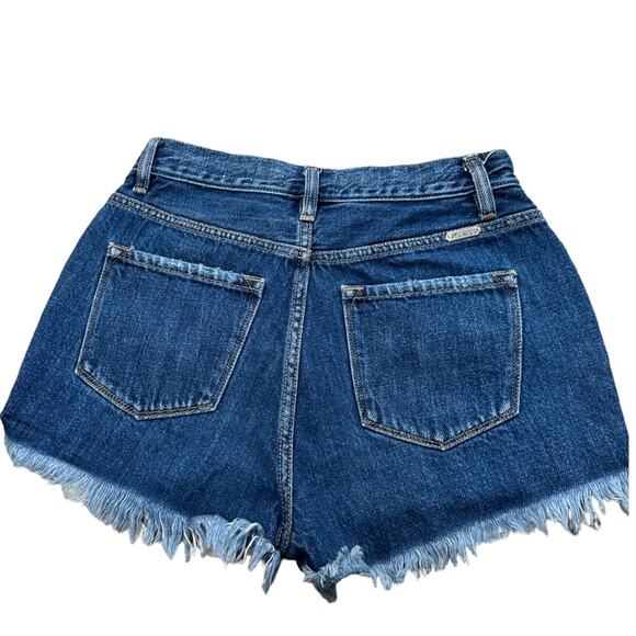 KanCan Signature Ultra High Rise Distressed Size Small  28” waist - Picture 4 of 6